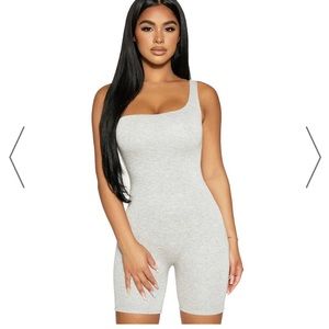 Naked wardrobe one shoulder romper
